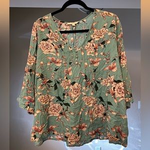 Fun2fun 2x blue/green pleated challis fabric top